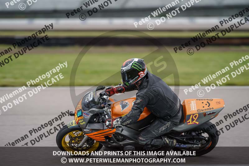 Rockingham no limits trackday;enduro digital images;event digital images;eventdigitalimages;no limits trackdays;peter wileman photography;racing digital images;rockingham raceway northamptonshire;rockingham trackday photographs;trackday digital images;trackday photos